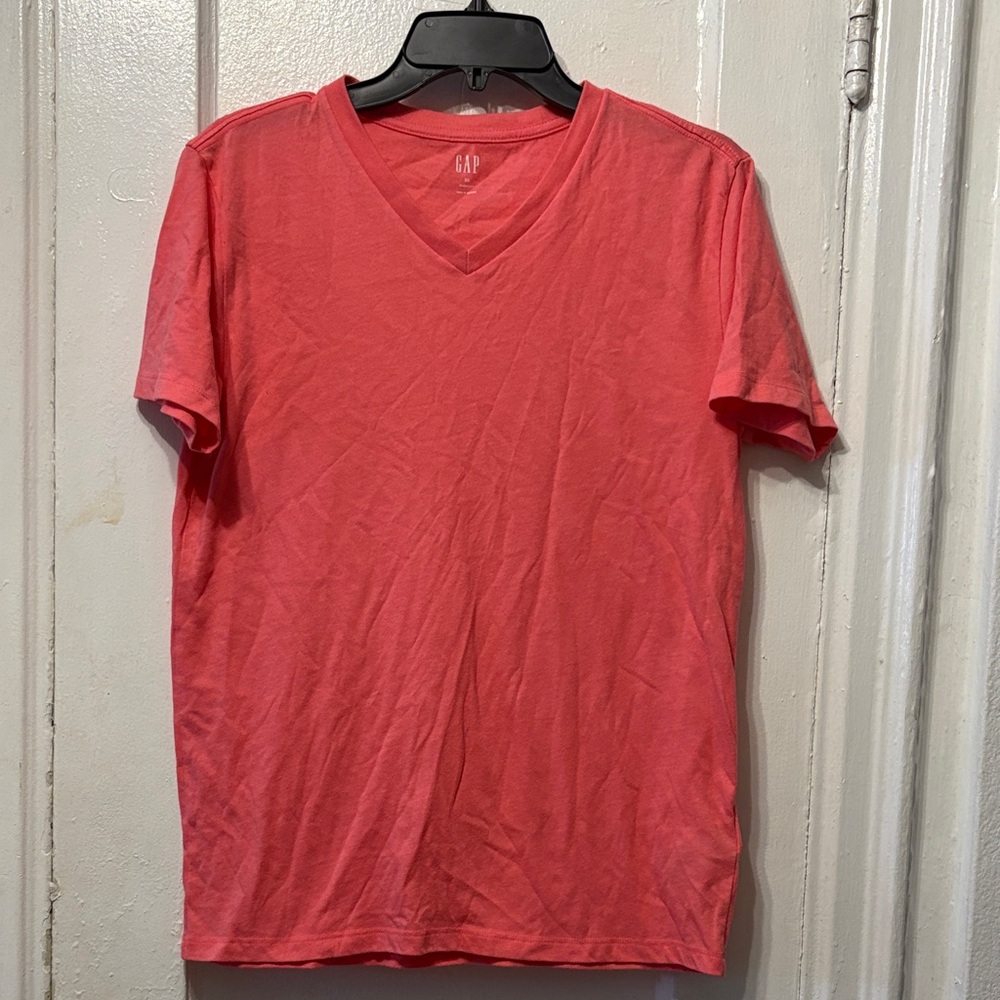 GAP Men's Short Sleeve Coral Tee